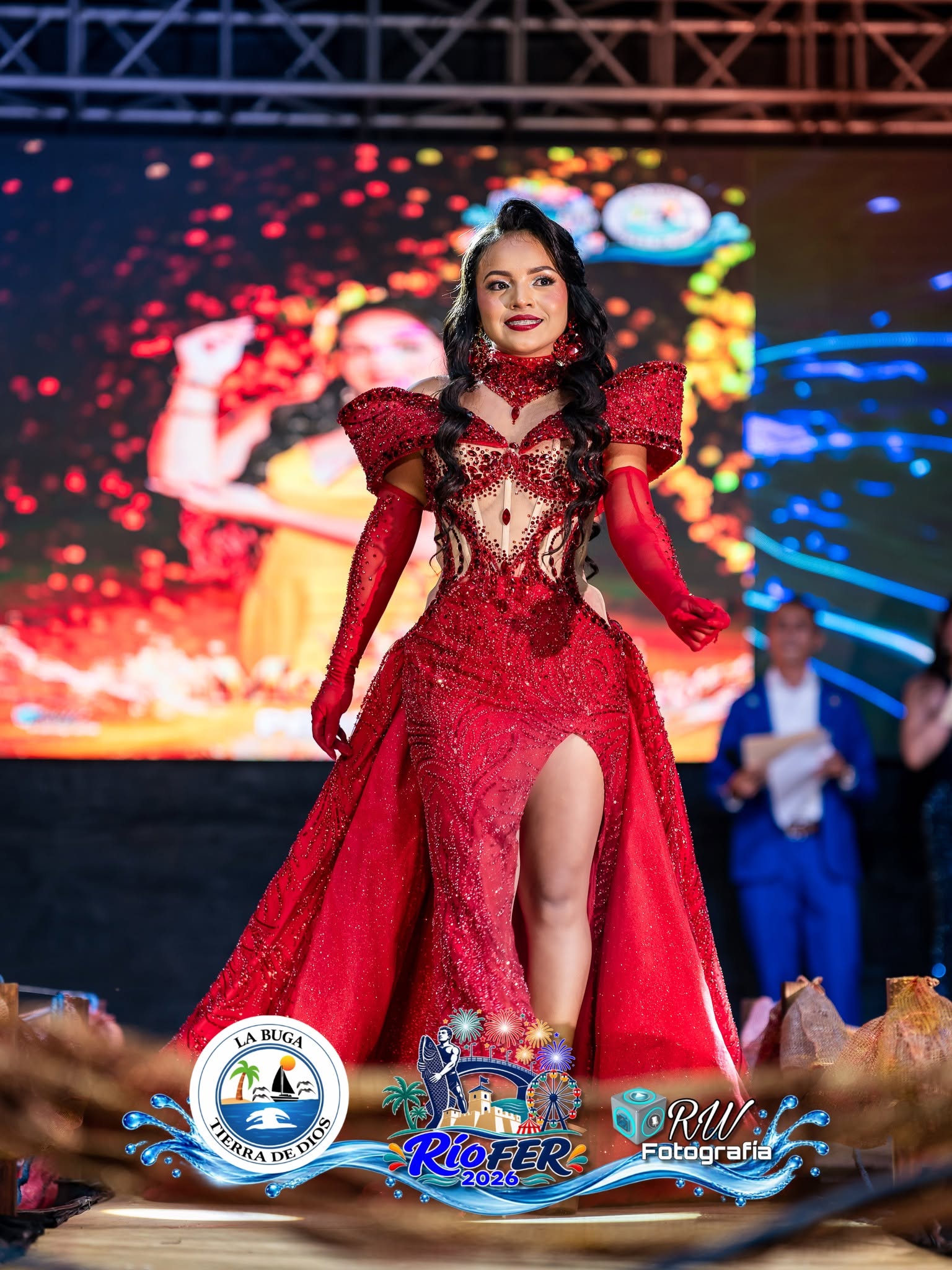 El pasado 3 de octubre vivimos una noche especial con la Elección y Coronación de Flor de Feria Río Dulce 2026, dando inicio a una temporada llena de tradición, alegría y celebración. ?? El Alcalde Municipal Enrique xol y el Concejo Municipal agradecen
