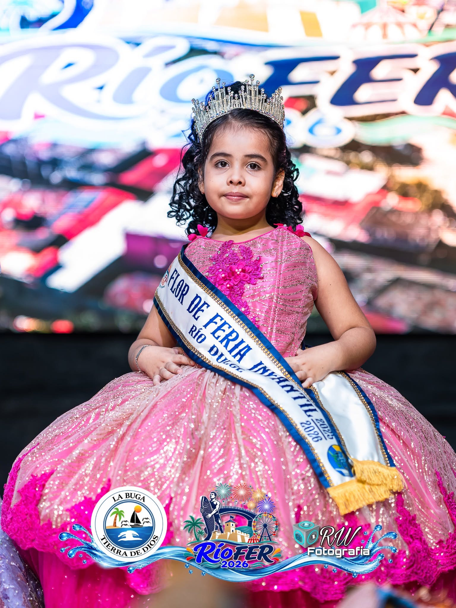 El pasado 3 de octubre vivimos una noche especial con la Elección y Coronación de Flor de Feria Río Dulce 2026, dando inicio a una temporada llena de tradición, alegría y celebración. ?? El Alcalde Municipal Enrique xol y el Concejo Municipal agradecen