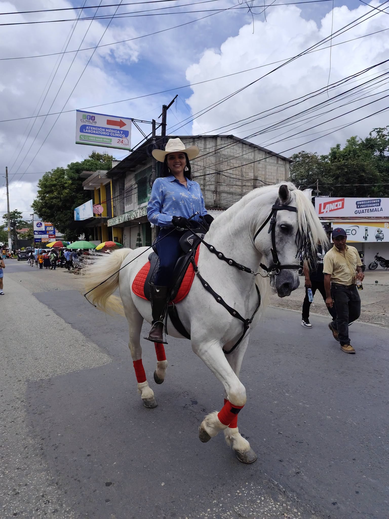 La belleza en el desfile hípico